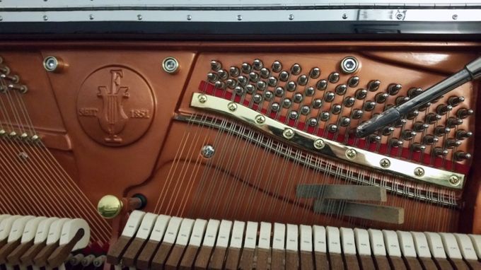 Accord piano droit Feurich F133 Concert 1